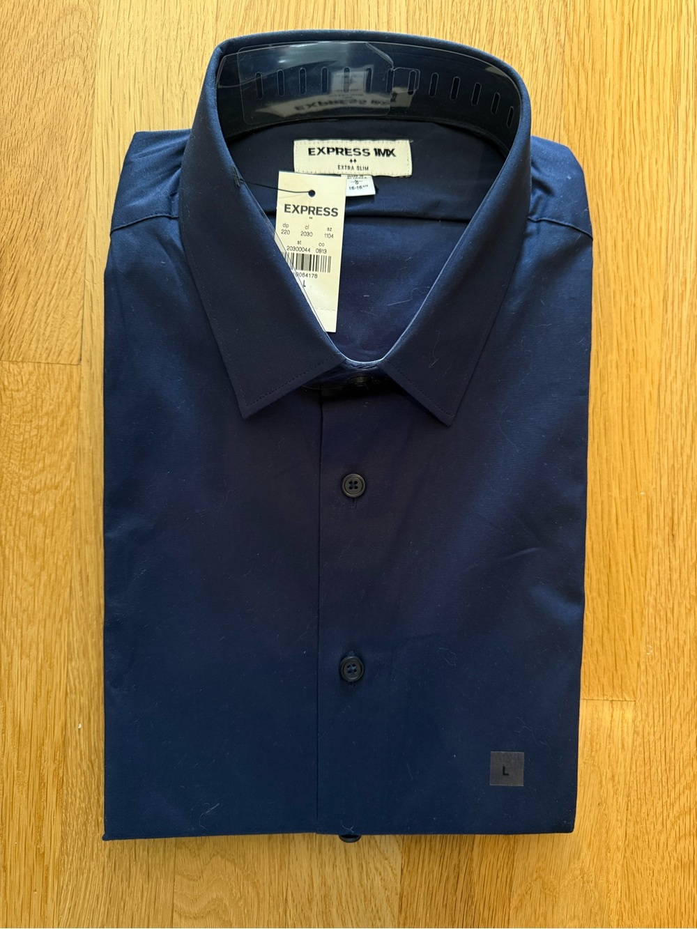 Men's Classic Navy Long-Sleeve Dress Shirt - Picture 2 of 3